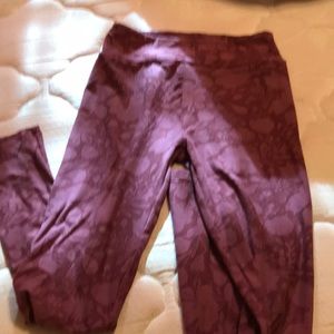 Lularoe OS leggings - buttery soft!